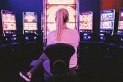 女生玩游戲大全免費——尋找心中的女神游戲世界，揭秘全網免費女神養成游戲，從新手到大神的秘訣都在這里