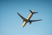 夢中的飛翔之翼——飛機在天空的壯麗舞姿，飛機在天空的壯麗舞姿，夢中的飛翔之翼