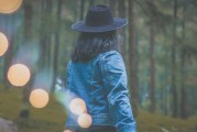 女人夢(mèng)到自己被蛇咬了，解讀夢(mèng)境背后的心理暗示