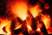 夢(mèng)魘中的警報(bào)，夢(mèng)到爆炸起火的解析與應(yīng)對(duì)
