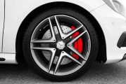 逸動(dòng)DT的性能和駕駛體驗(yàn)如何？購(gòu)買緊湊型車時(shí)應(yīng)該考慮哪些因素？