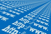 PHP作為一種腳本語言，在Web開發中占據了重要地位。它可以用來構建動態網頁，并且在許多開源項目中都有廣泛應用。然而，對于許多人來說，學習如何使用PHP來搭建自己的網站可能是一個相對復雜的任務。，了解并掌握PHP，創建動態網頁的關鍵技術