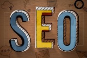 SEO優化（Search Engine Optimization）是通過改善網站的內容、結構和外部鏈接，以提高其在搜索引擎中的排名。這是每個企業和個人都需要關注的重要問題。，提升SEO排名，企業與個人需要關注的SEO優化關鍵因素