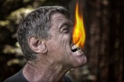 58歲泰森重返職業(yè)擂臺，誰接住了“潑天流量”？