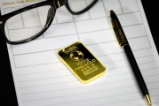 如何將盎司轉換為克？這種轉換如何影響黃金的計量和交易？