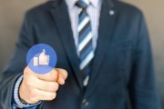 如何在Facebook上創建一個強大的個人品牌并成功推廣你的產品和服務？，五個步驟教你如何打造成功的個人品牌并在Facebook上推廣產品和服務