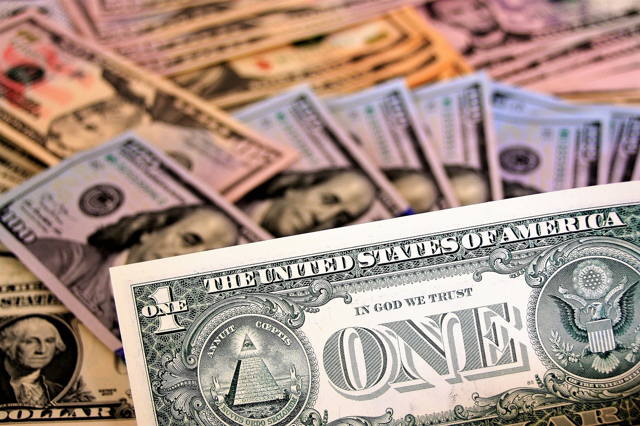 金價創下新高，分析師預計明年金價將達到3000美元