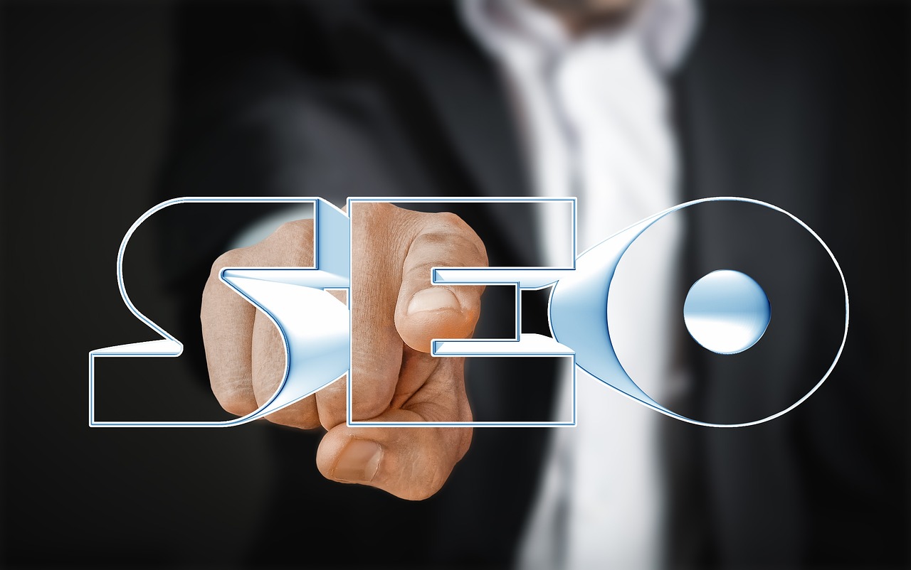 SEO搜索引擎優化（Search Engine Optimization，簡稱SEO）是一種系統性的、持續的過程，旨在通過改變網站的內容、結構和設計來提高其在搜索引擎結果頁面中排名的過程。對于任何希望在互聯網上獲得更高曝光度的網站來說，SEO都是必不可少的一環。