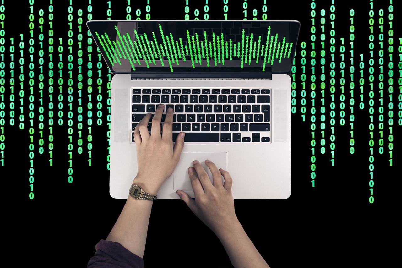 搭建HTML5網(wǎng)站，是一個技術(shù)性極強的過程，涉及到前端開發(fā)、后端編程等多個方面。下面，我們就來詳細(xì)介紹一下如何搭建一個HTML5網(wǎng)站。