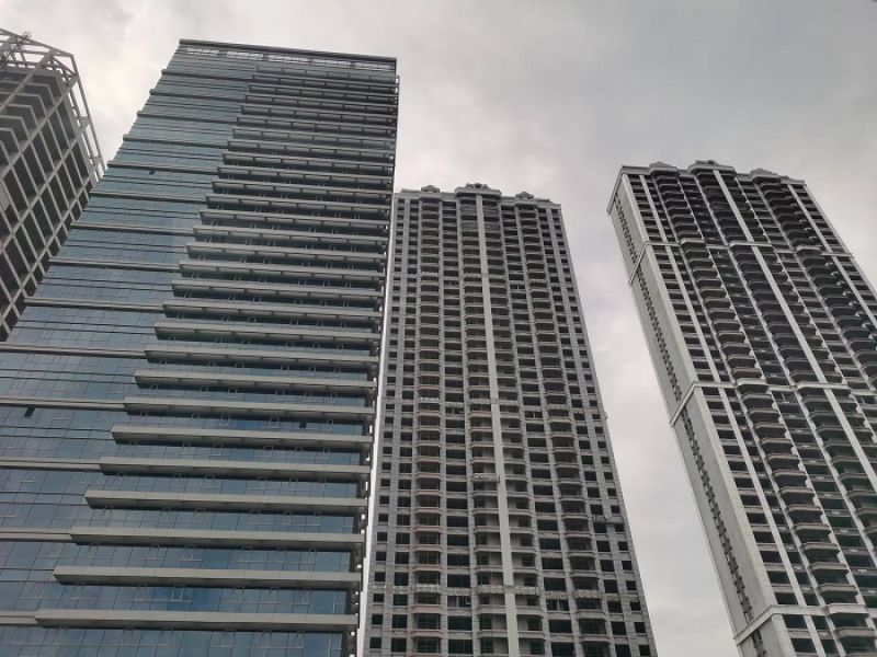 土拍現(xiàn)高溢價，新房成交量再破萬套，四代住宅殺瘋了，武漢樓市全方位復(fù)蘇？